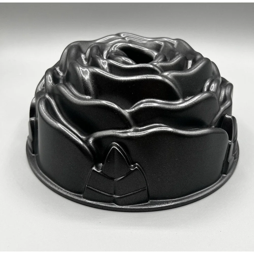 NORDIC WARE 3D Rose With Leaves Bundt Cake Mold Pan Nonstick Heavy Cast Aluminum